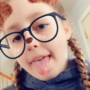 Meet your Posher, Becca